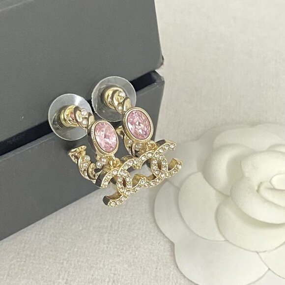 ✨✨Chanel Earring - Picture 3 of 9